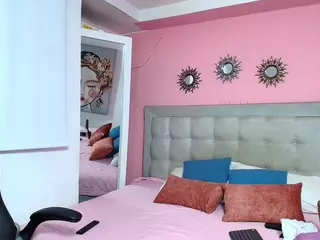 rosariio1's Live Sex Cam Show