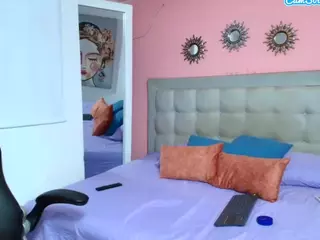 rosariio1's Live Sex Cam Show