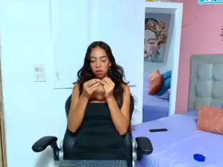 rosariio1's Live Sex Cam Show