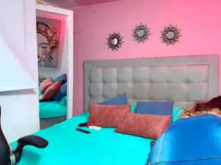 rosariio1's Live Sex Cam Show