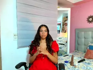 rosariio1's Live Sex Cam Show