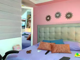 rosariio1's Live Sex Cam Show