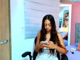rosariio1's Live Sex Cam Show