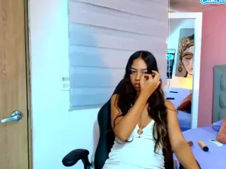 rosariio1's Live Sex Cam Show