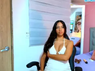 rosariio1's Live Sex Cam Show