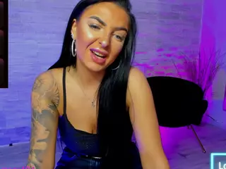 Rubby-Shine's Live Sex Cam Show