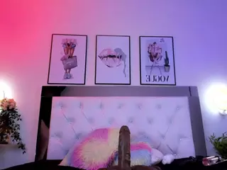 CoraChandler's Live Sex Cam Show