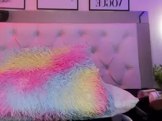 CoraChandler's Live Sex Cam Show