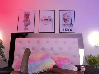 CoraChandler's Live Sex Cam Show