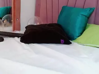 Kataleya-Monet's Live Sex Cam Show