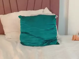 Kataleya-Monet's Live Sex Cam Show