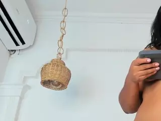 jocelyn-santana's Live Sex Cam Show