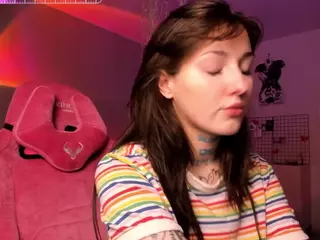 sweettsoft's Live Sex Cam Show
