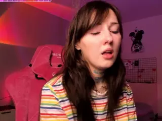 sweettsoft's Live Sex Cam Show