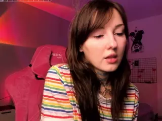 sweettsoft's Live Sex Cam Show