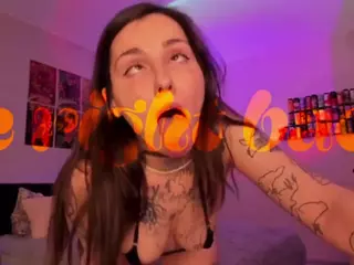 sweettsoft's Live Sex Cam Show