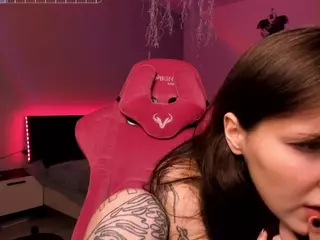 sweettsoft's Live Sex Cam Show