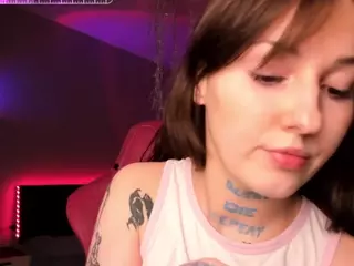 sweettsoft's Live Sex Cam Show
