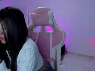 Isa-Diamond's Live Sex Cam Show