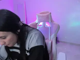 Isa-Diamond's Live Sex Cam Show