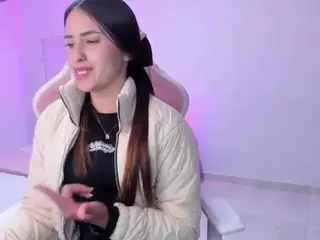 Isa-Diamond's Live Sex Cam Show