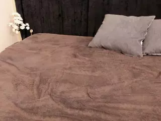 RhondaVines's Live Sex Cam Show
