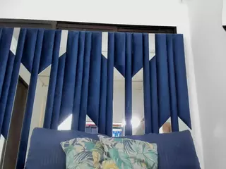 Lia2hill's Live Sex Cam Show