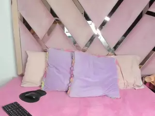 Lia2hill's Live Sex Cam Show