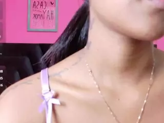 DonnaBeella's Live Sex Cam Show