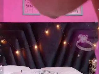 DonnaBeella's Live Sex Cam Show
