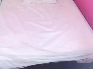 DonnaBeella's Live Sex Cam Show