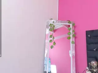 DonnaBeella's Live Sex Cam Show