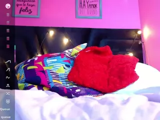 DonnaBeella's Live Sex Cam Show