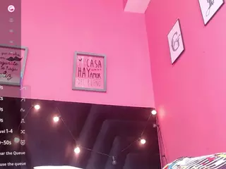 DonnaBeella's Live Sex Cam Show