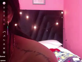 DonnaBeella's Live Sex Cam Show