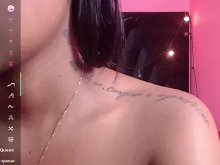 DonnaBeella's Live Sex Cam Show