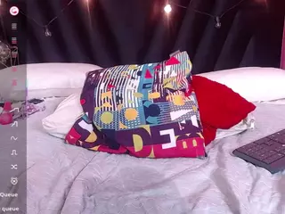 DonnaBeella's Live Sex Cam Show