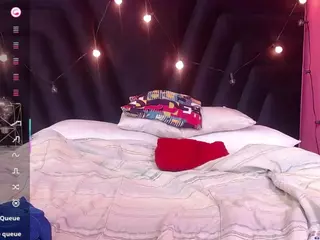 DonnaBeella's Live Sex Cam Show