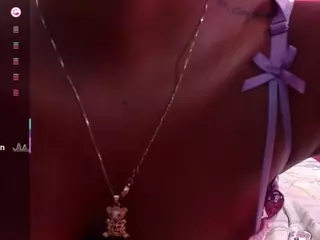 DonnaBeella's Live Sex Cam Show