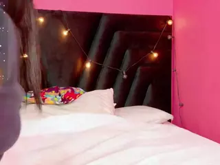 DonnaBeella's Live Sex Cam Show