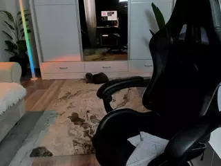 Ivybellee's Live Sex Cam Show