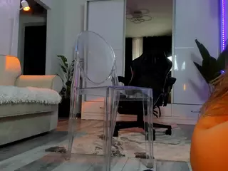 Ivybellee's Live Sex Cam Show