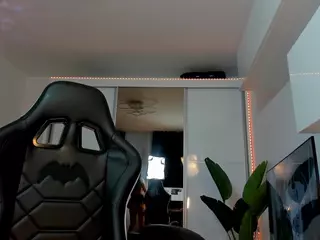 Ivybellee's Live Sex Cam Show