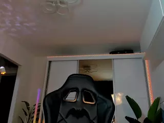 Ivybellee's Live Sex Cam Show