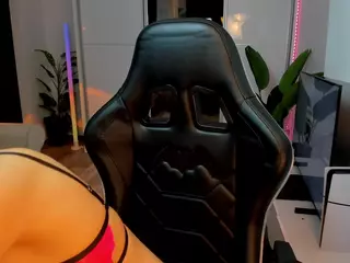 Ivybellee's Live Sex Cam Show