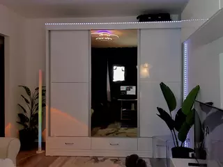 Ivybellee's Live Sex Cam Show