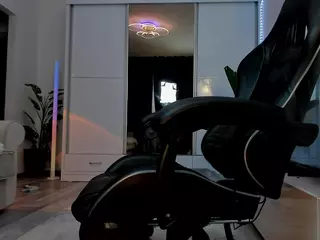Ivybellee's Live Sex Cam Show