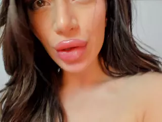 Ivybellee's Live Sex Cam Show