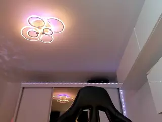Ivybellee's Live Sex Cam Show