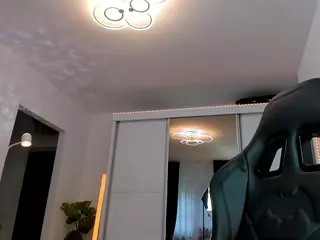 Ivybellee's Live Sex Cam Show